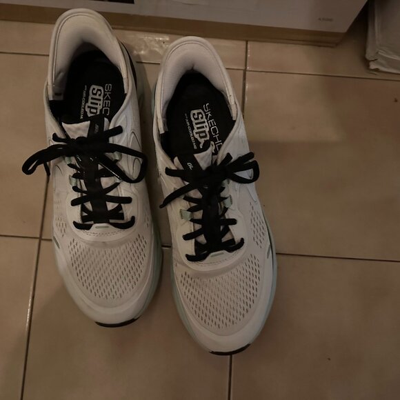 Skechers Slip-ins: Glide-Step Altus sz 8.5 - Picture 5 of 9